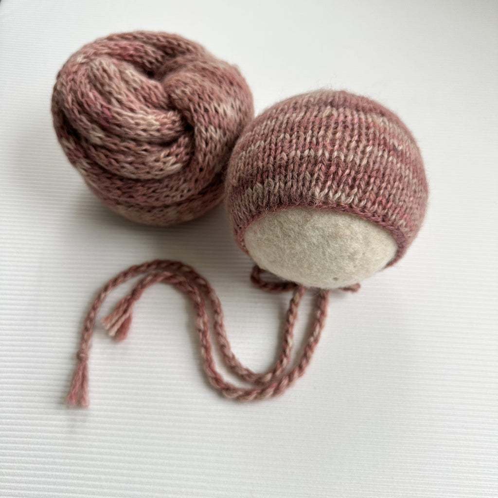 Antique Rose Bonnet & Wrap Set