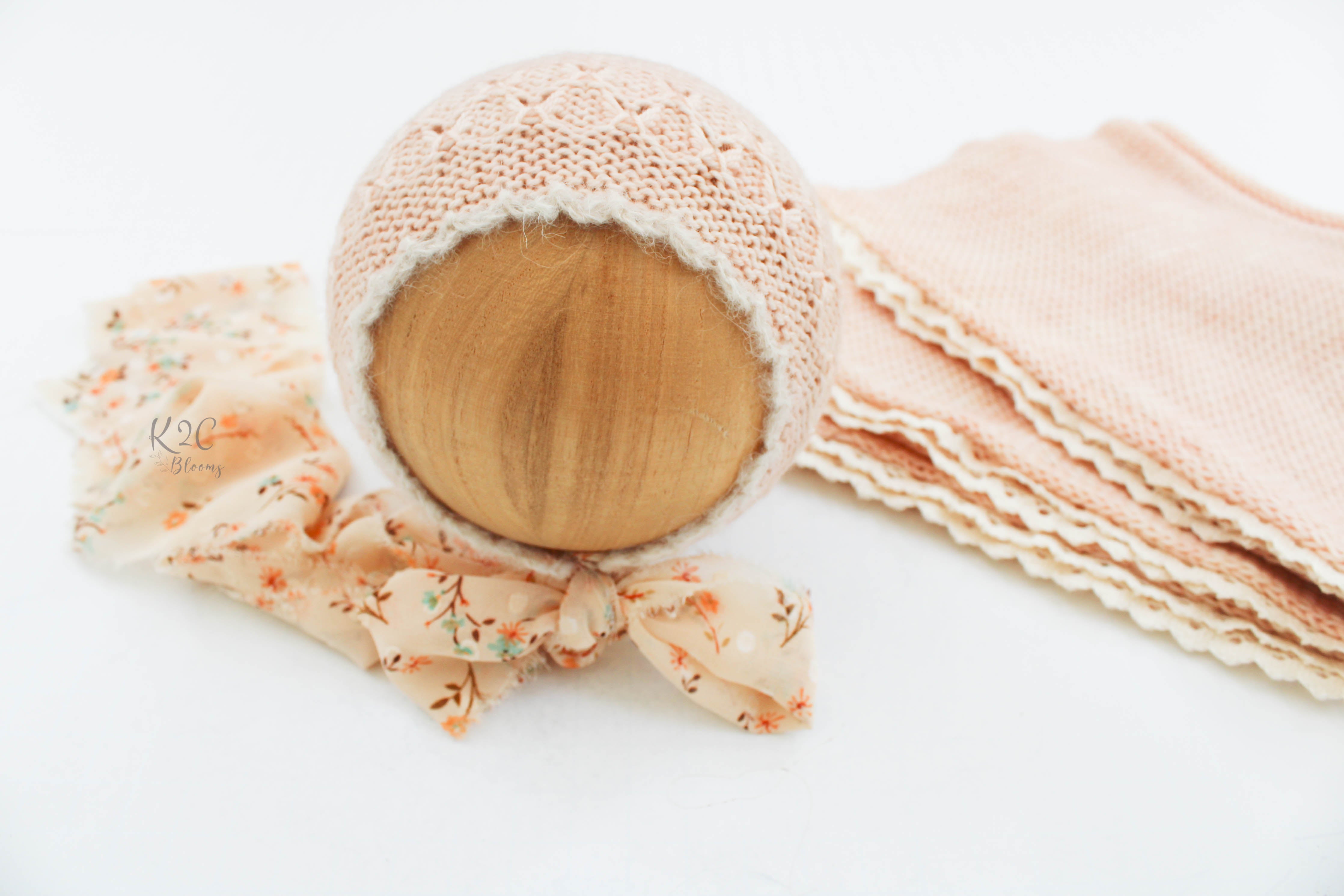 Vintage Lace Set - Peachy Pink