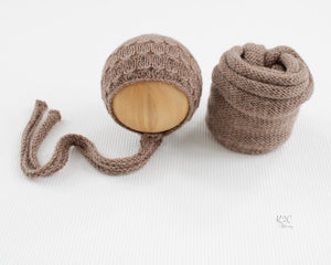 Taupe Sets