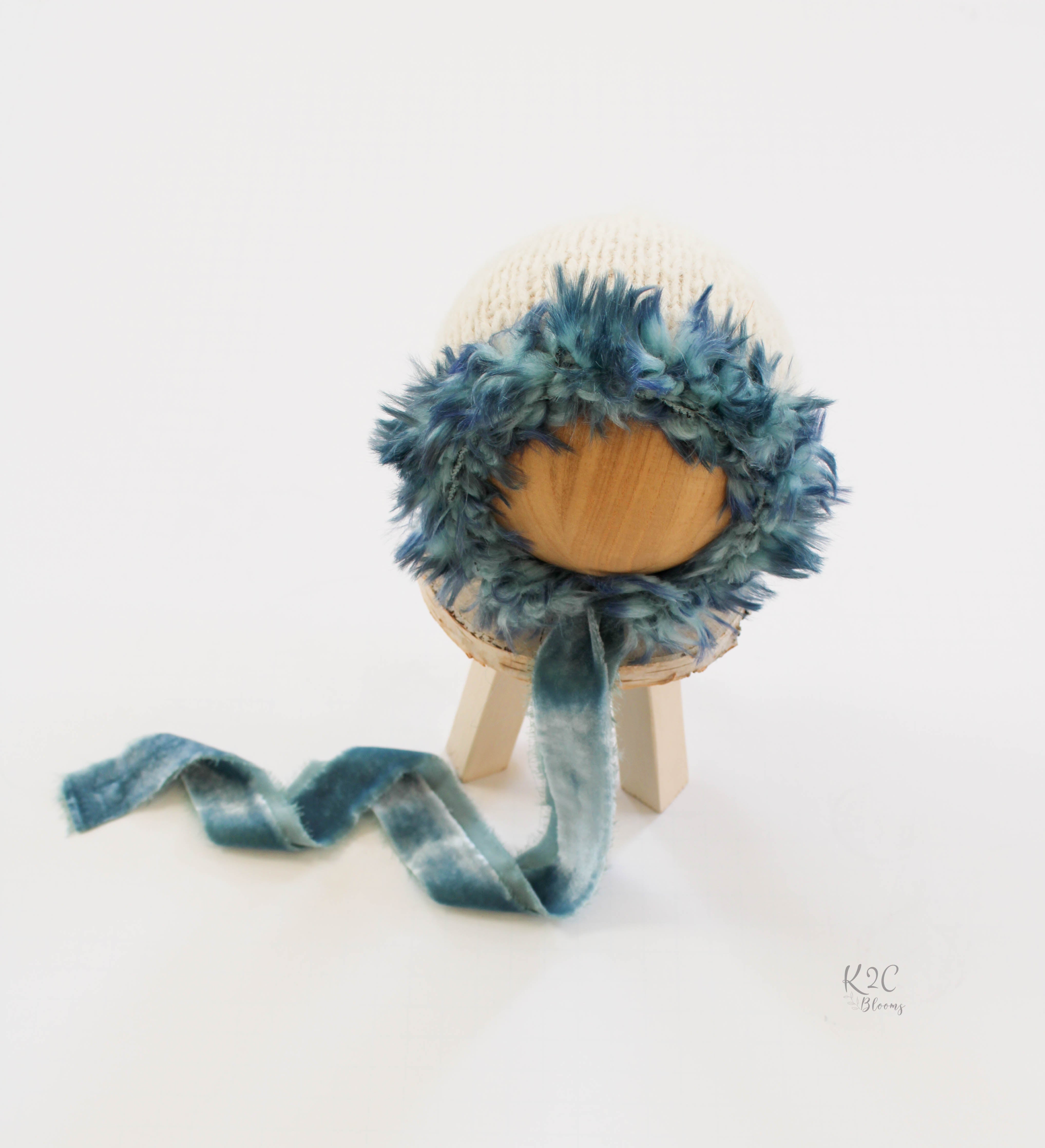 Fur Bonnet - Blue