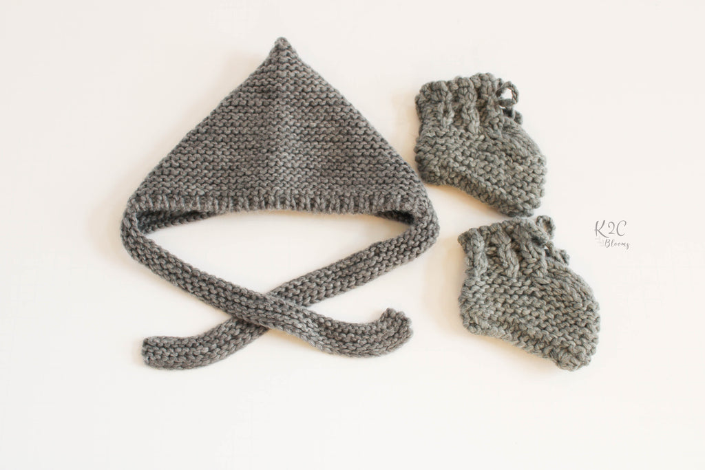 Pixie Bonnet + Booties - Charcoal