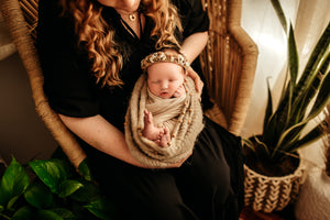 Beaded wraps & bonnet set - Beige